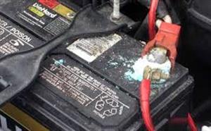 از کجا مطمئن شویم باتری خودرو قابل استفاده نیست ؟